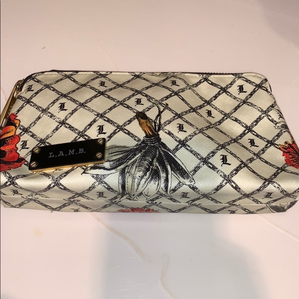 Leather zip pouch